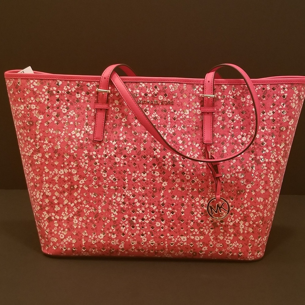 MK Jet Set Travel Large Carryall Tote